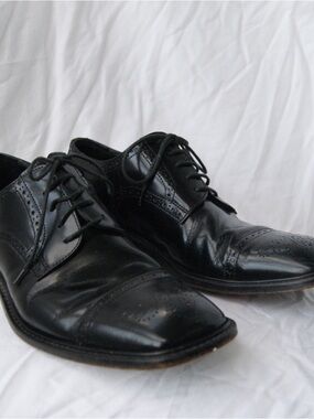 Via Spiga Classic Black Men's Leather Dress Oxfords